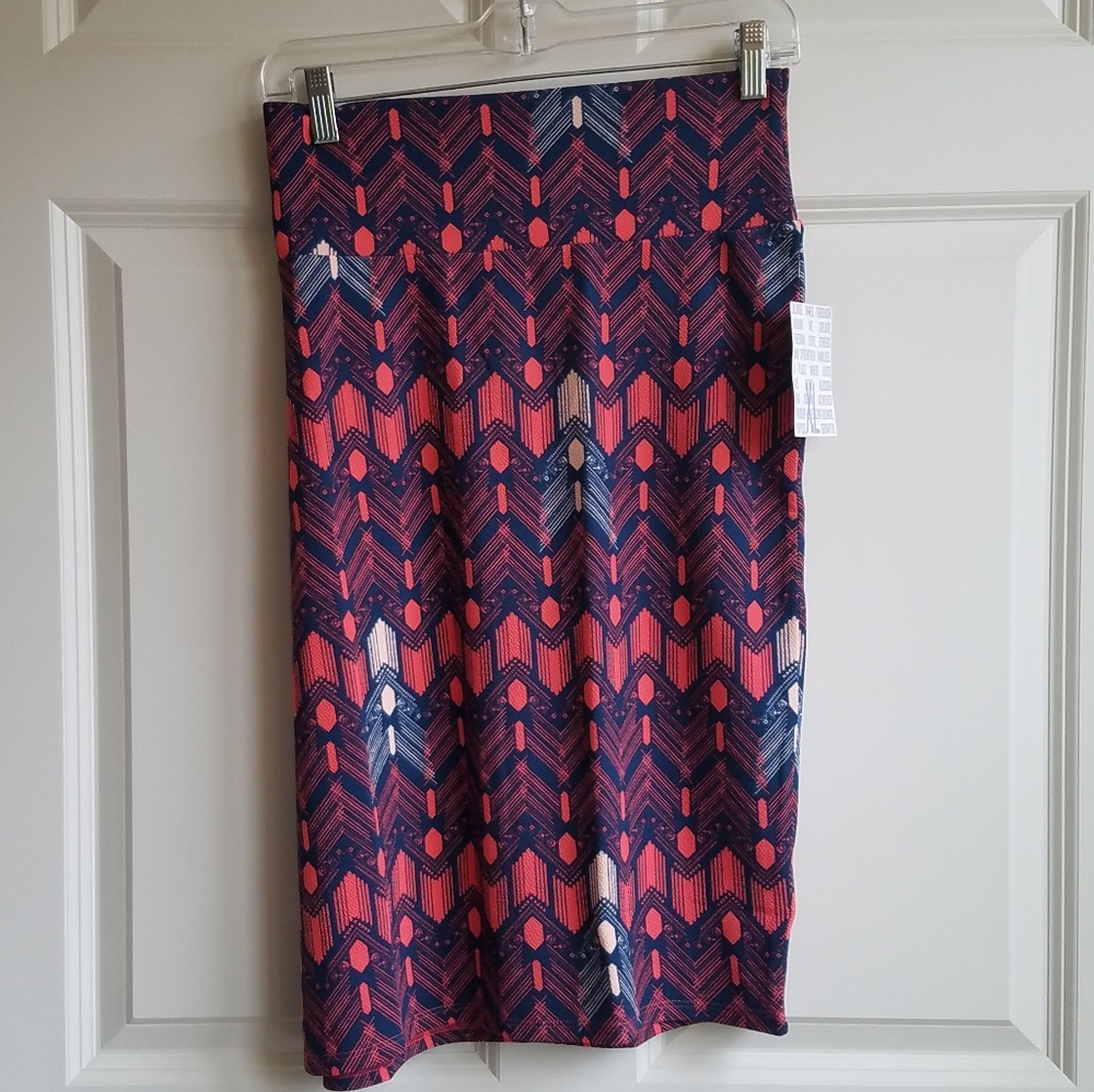 ⭐SALE⭐NWT Lularoe Cassie Pencil Skirt